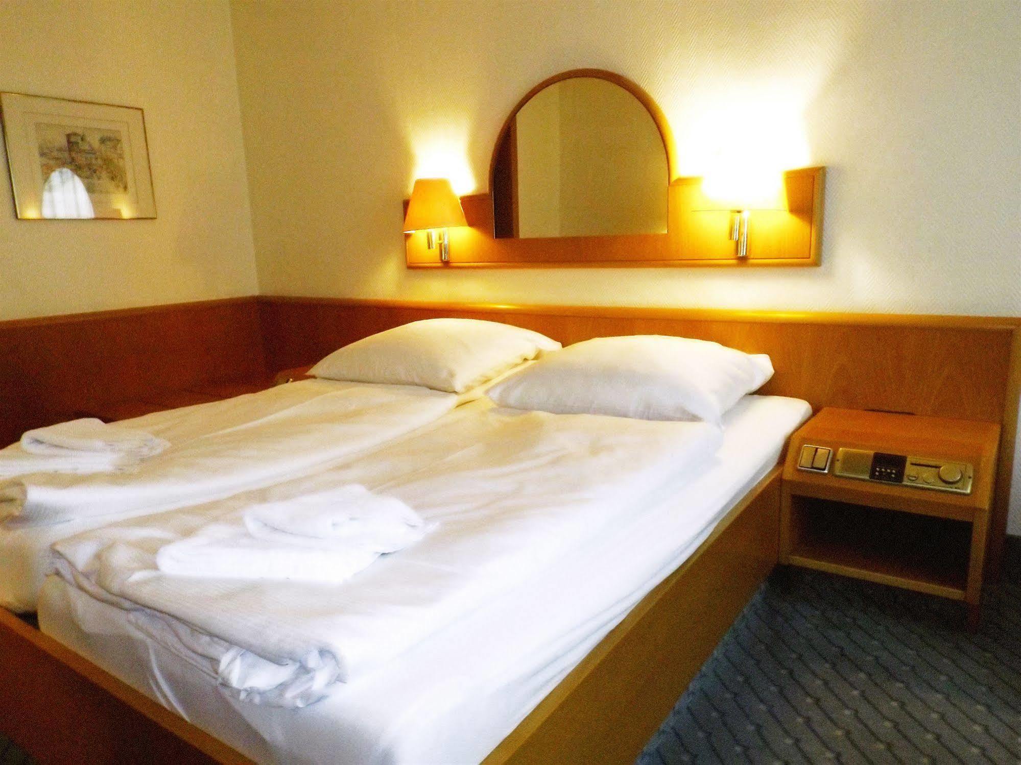 A1 Raststaette & Motel Hamburg-Stillhorn 外观 照片