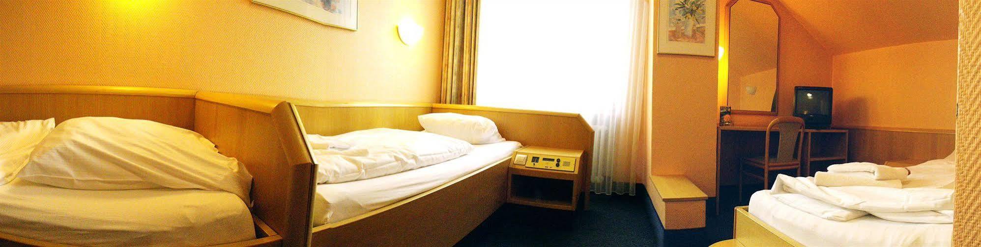 A1 Raststaette & Motel Hamburg-Stillhorn 外观 照片